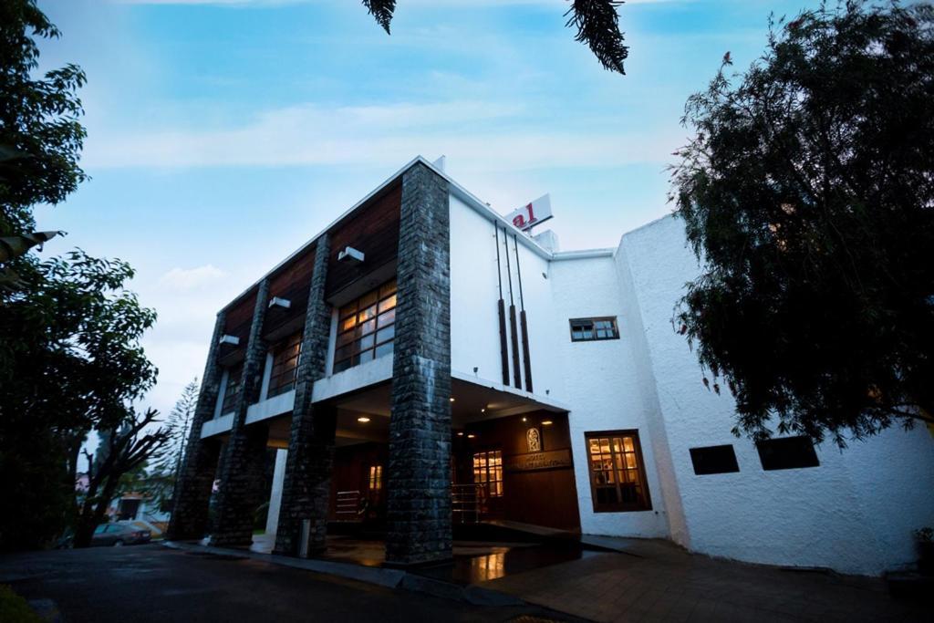 קודאיקנאל Hotel Kodai International מראה חיצוני תמונה